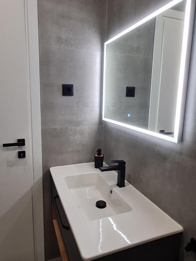 Lux Room 303 Zadar Exteriör bild